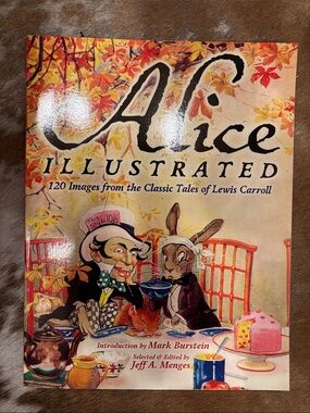 Alice Illustrated - Illustrated Edition in Cream and Pink